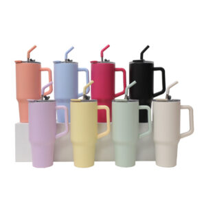 Vacuum Insulated Stainless Steel Tumbler with Wide Handle - Image 6